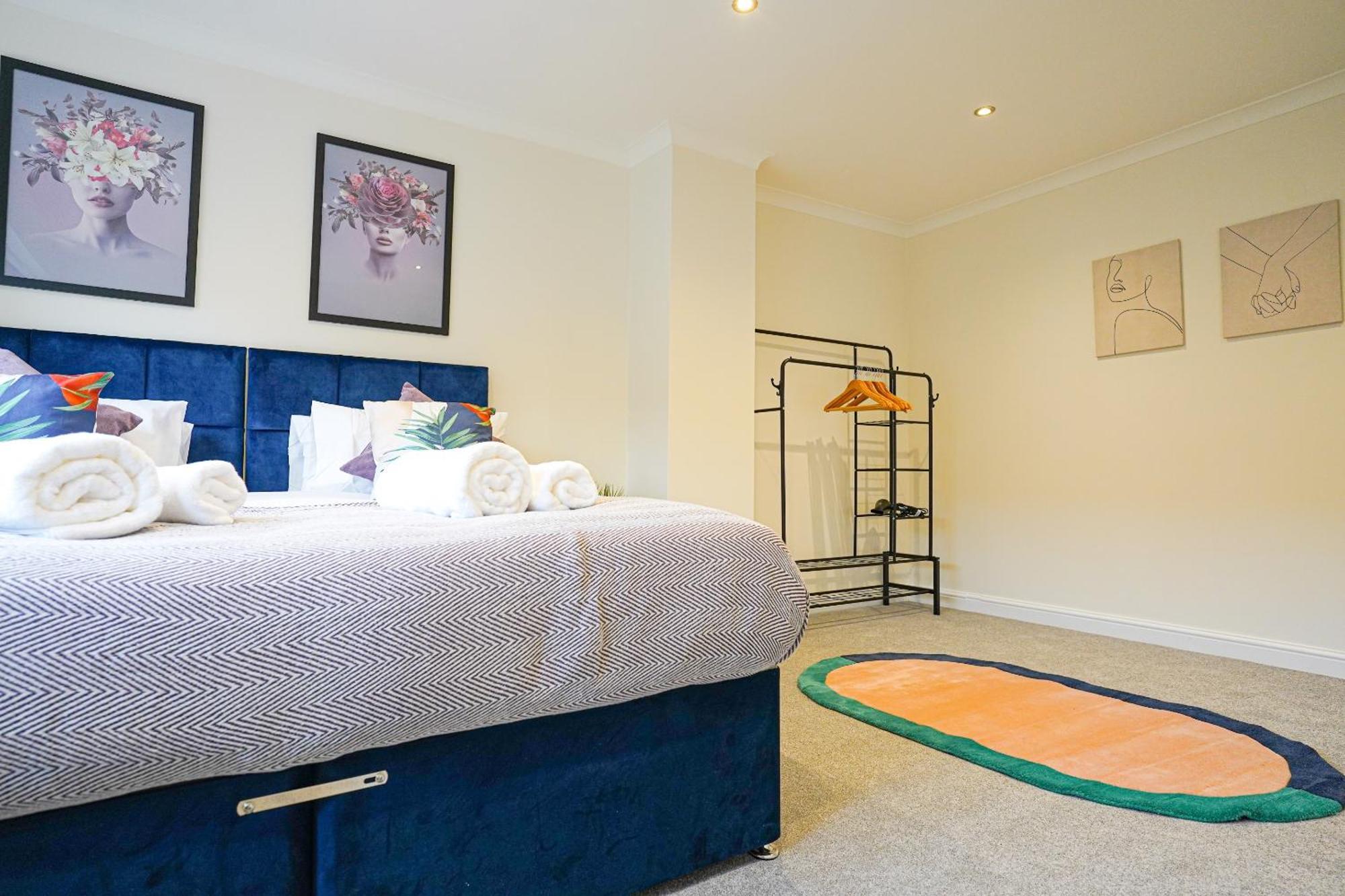 3 Bedroom Luxury House * Southampton